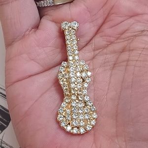 Vintage rhinestone guitar/violin brooch